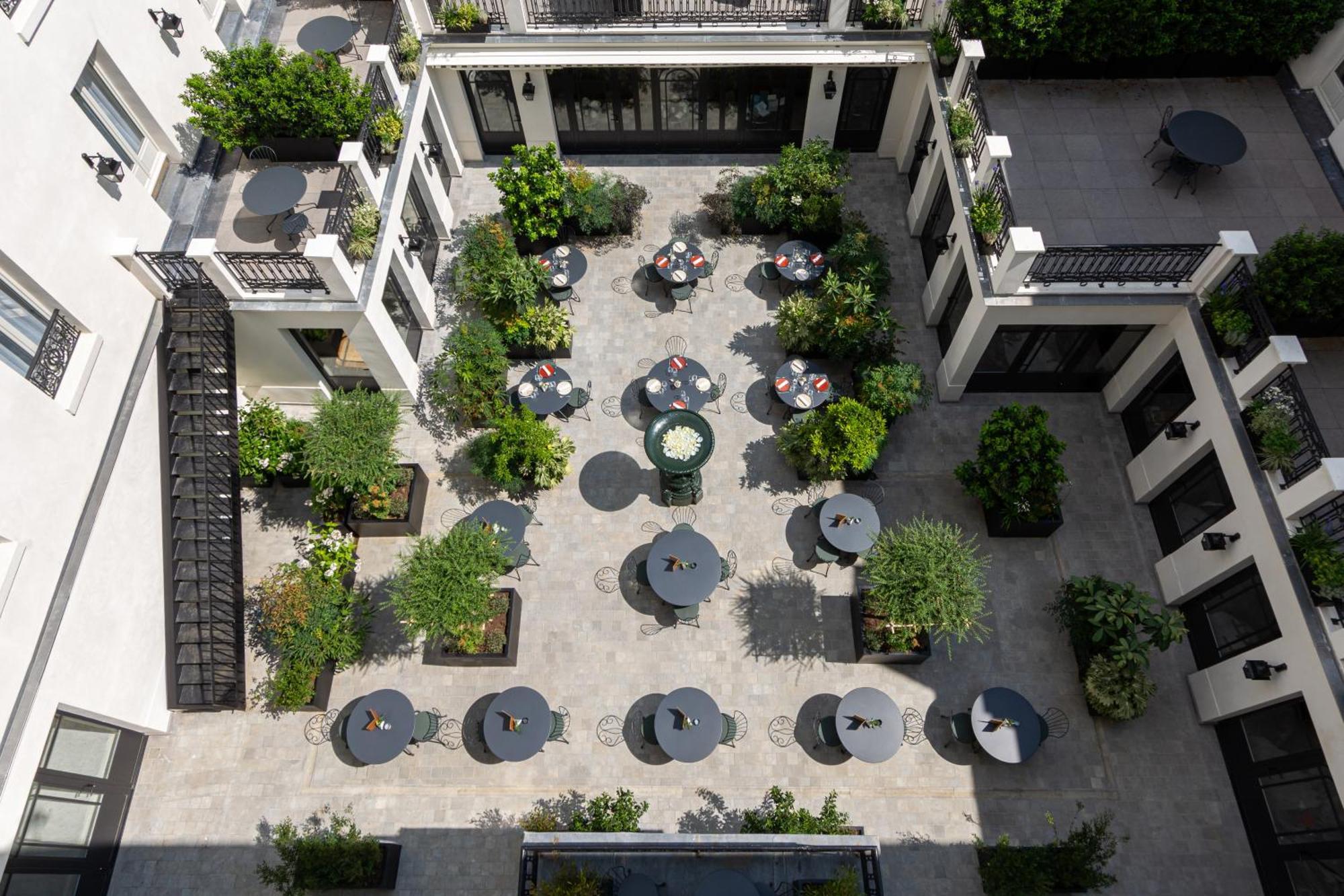 Hotel & Spa Napoleon ฟงแตนโบล ภายนอก รูปภาพ