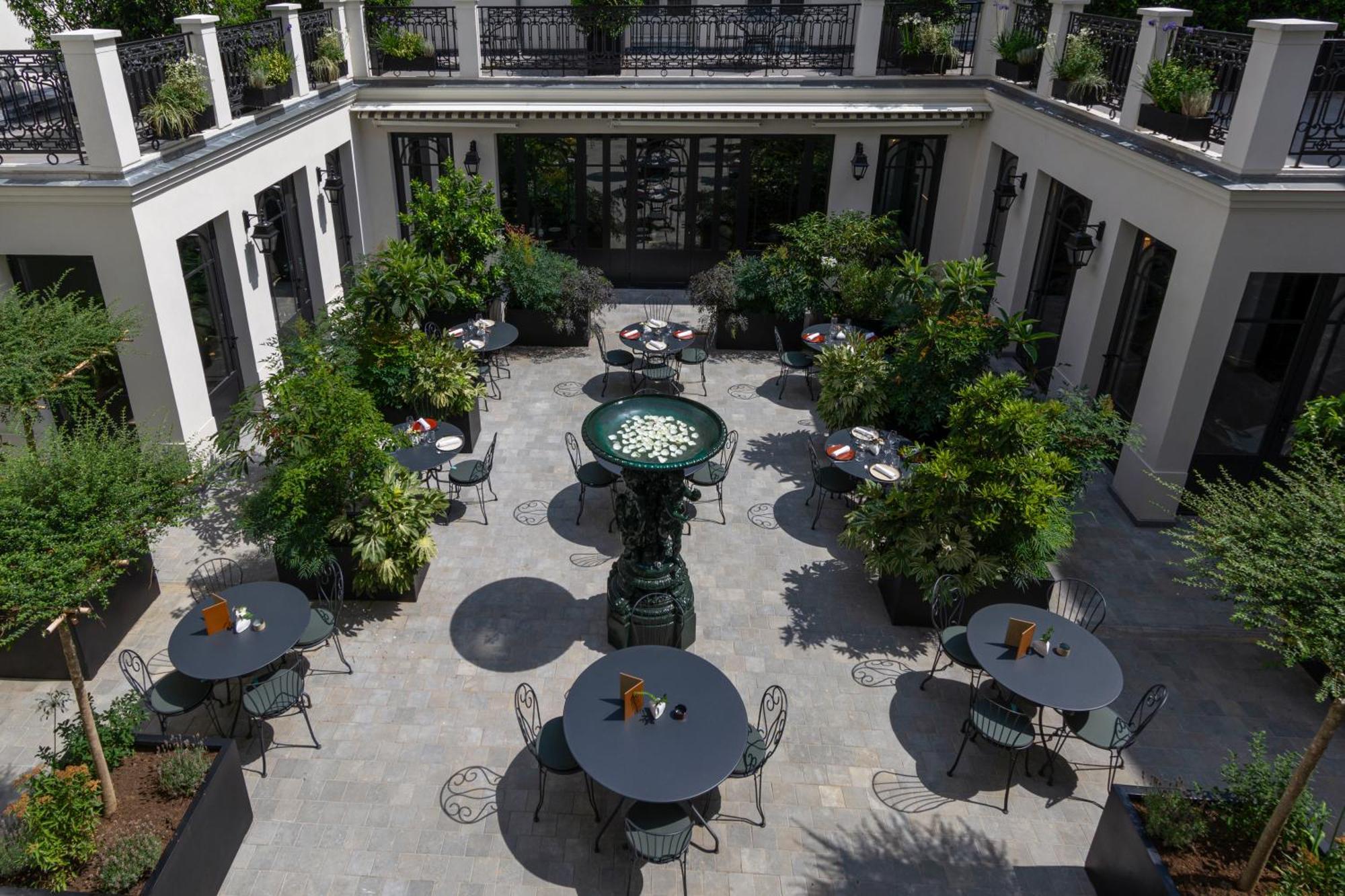 Hotel & Spa Napoleon ฟงแตนโบล ภายนอก รูปภาพ
