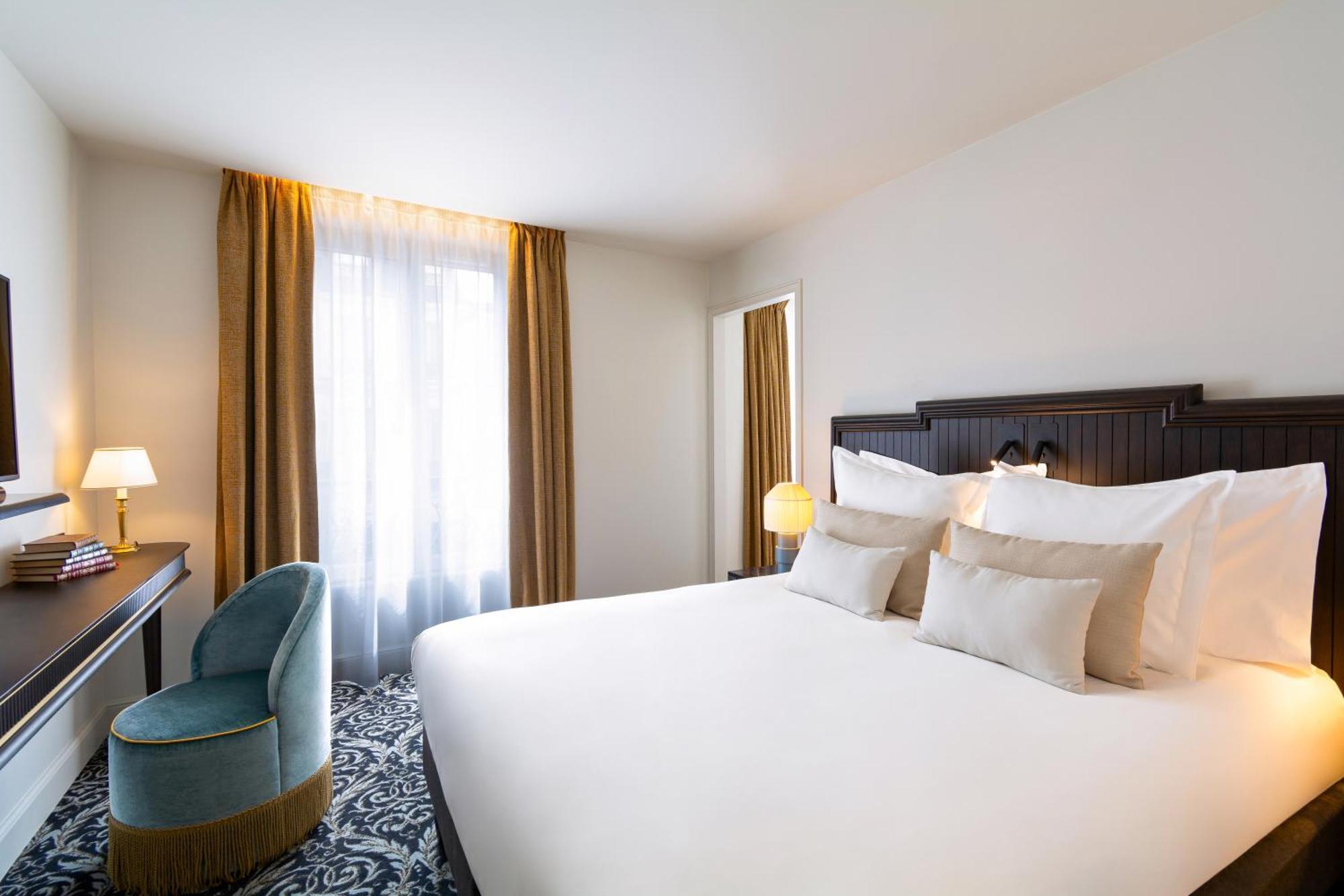 Hotel & Spa Napoleon ฟงแตนโบล ภายนอก รูปภาพ